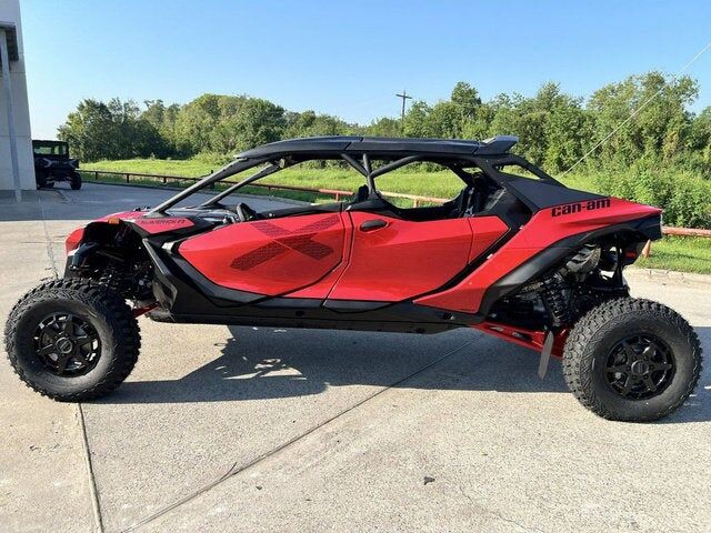 2026 CAN-AM Maverick R