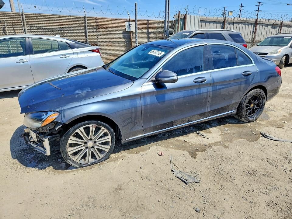 2015 MERCEDES-BENZ C-Class
