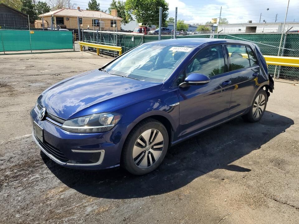 2017 VOLKSWAGEN e-Golf