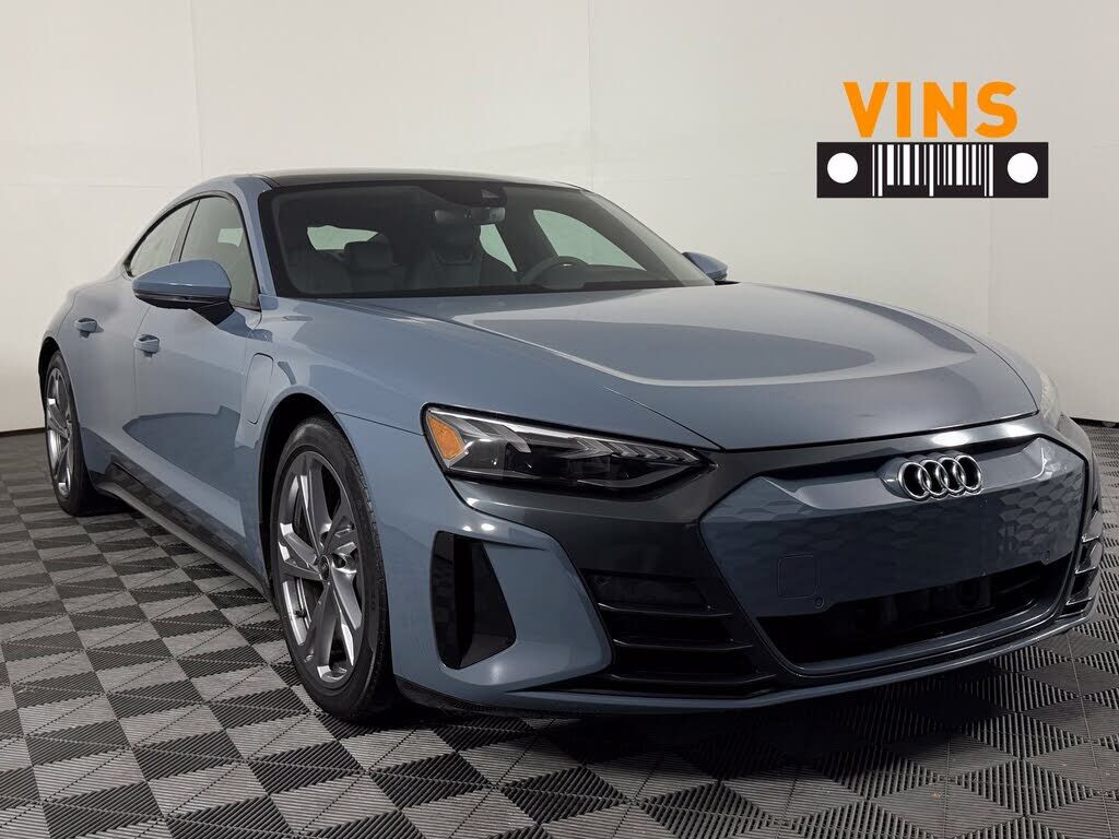 2023 AUDI e-tron GT