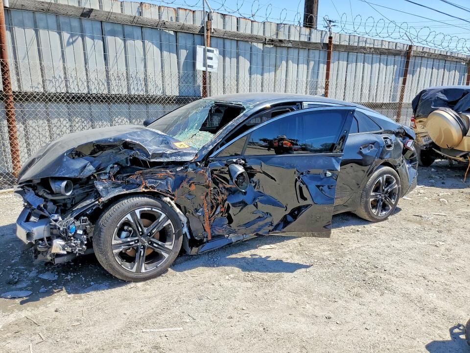 2022 KIA K5