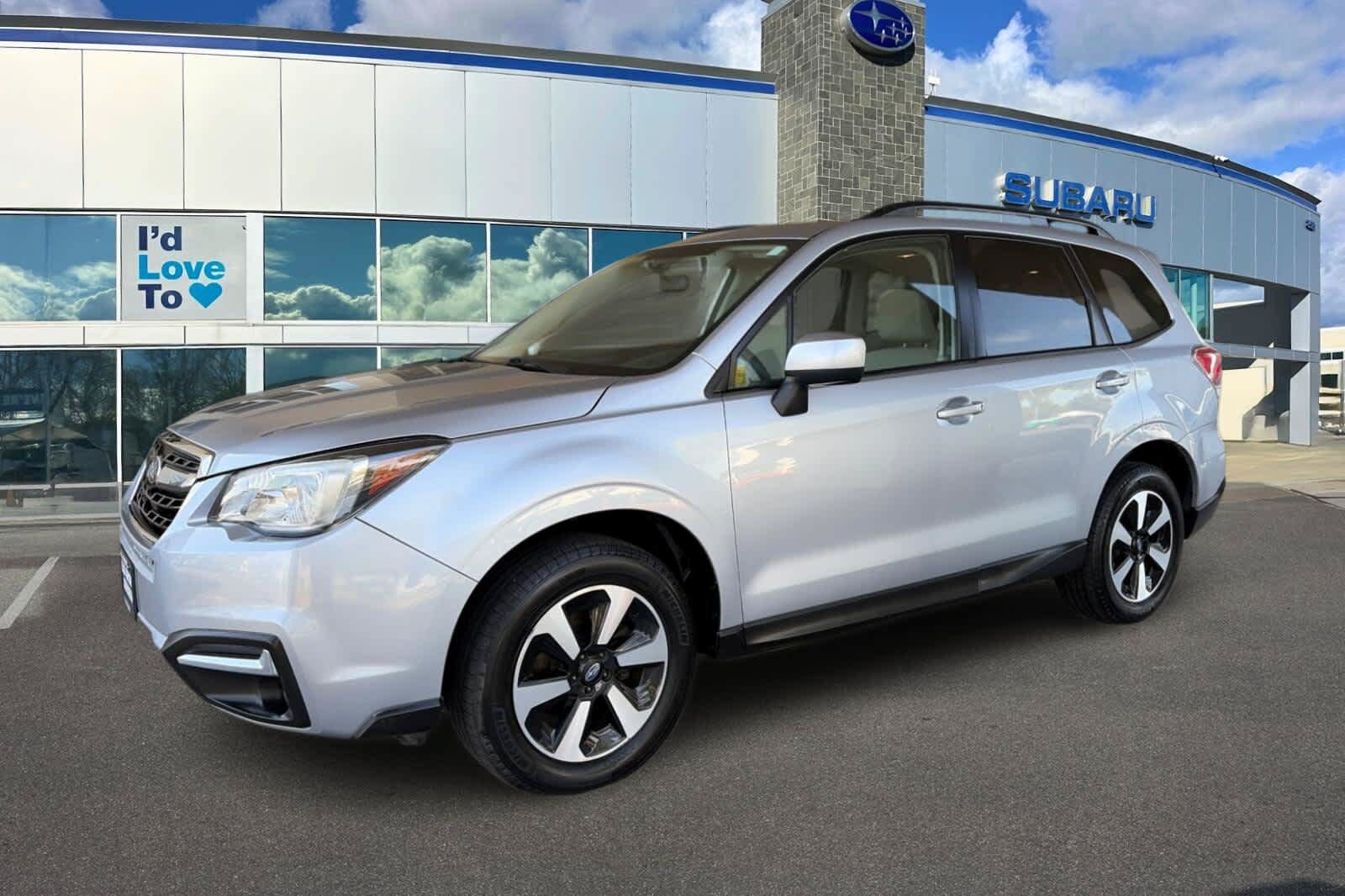2017 SUBARU Forester