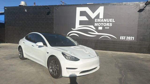 2020 TESLA Model 3