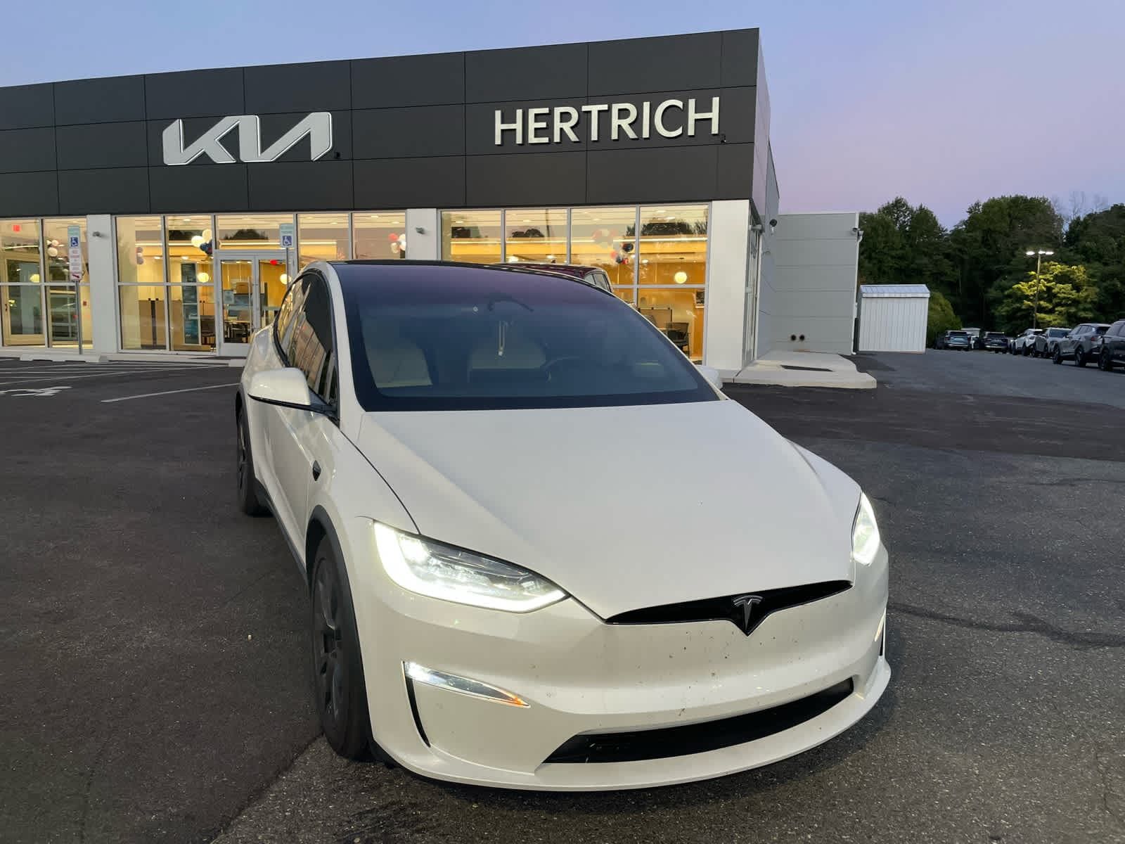 2023 TESLA Model X