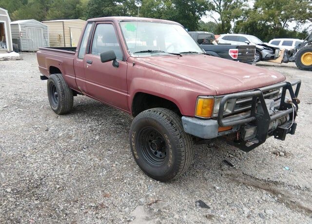 1987 TOYOTA Pick-Up