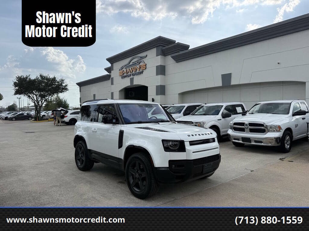 2024 LAND ROVER Defender
