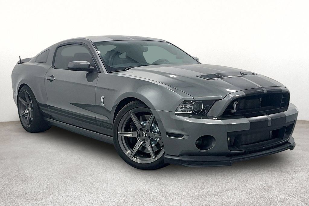 2013 FORD Mustang