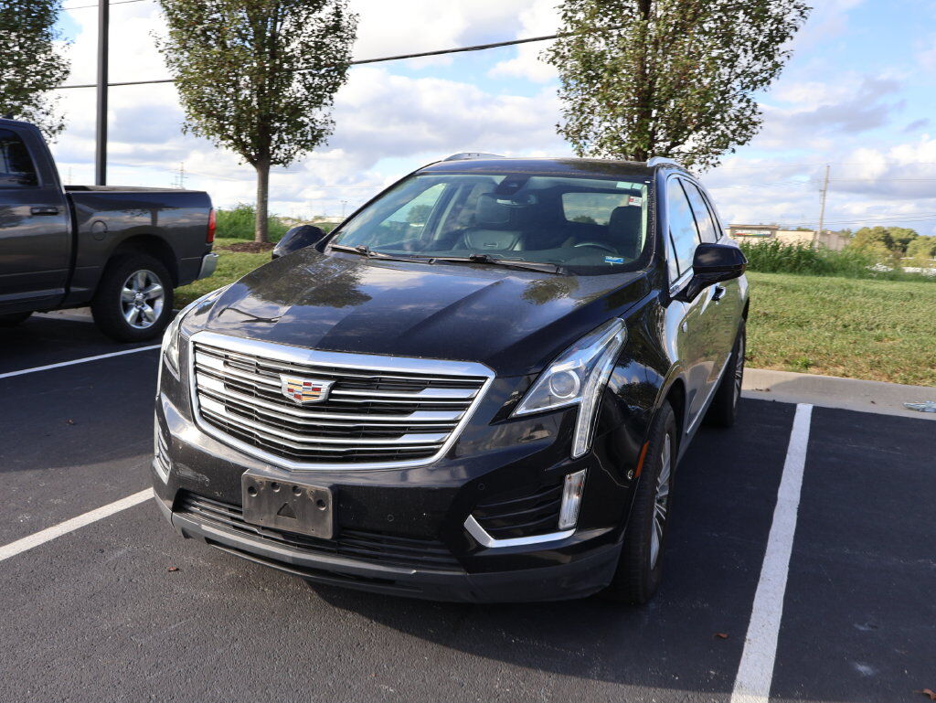2017 CADILLAC XT5