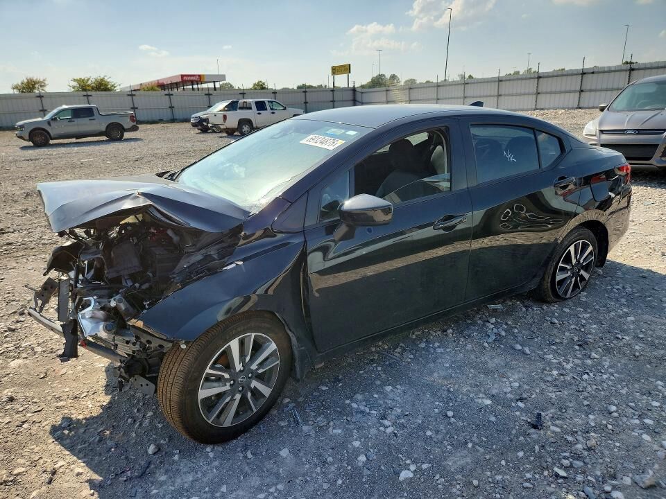 2024 NISSAN Versa