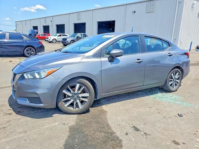 2021 NISSAN Versa