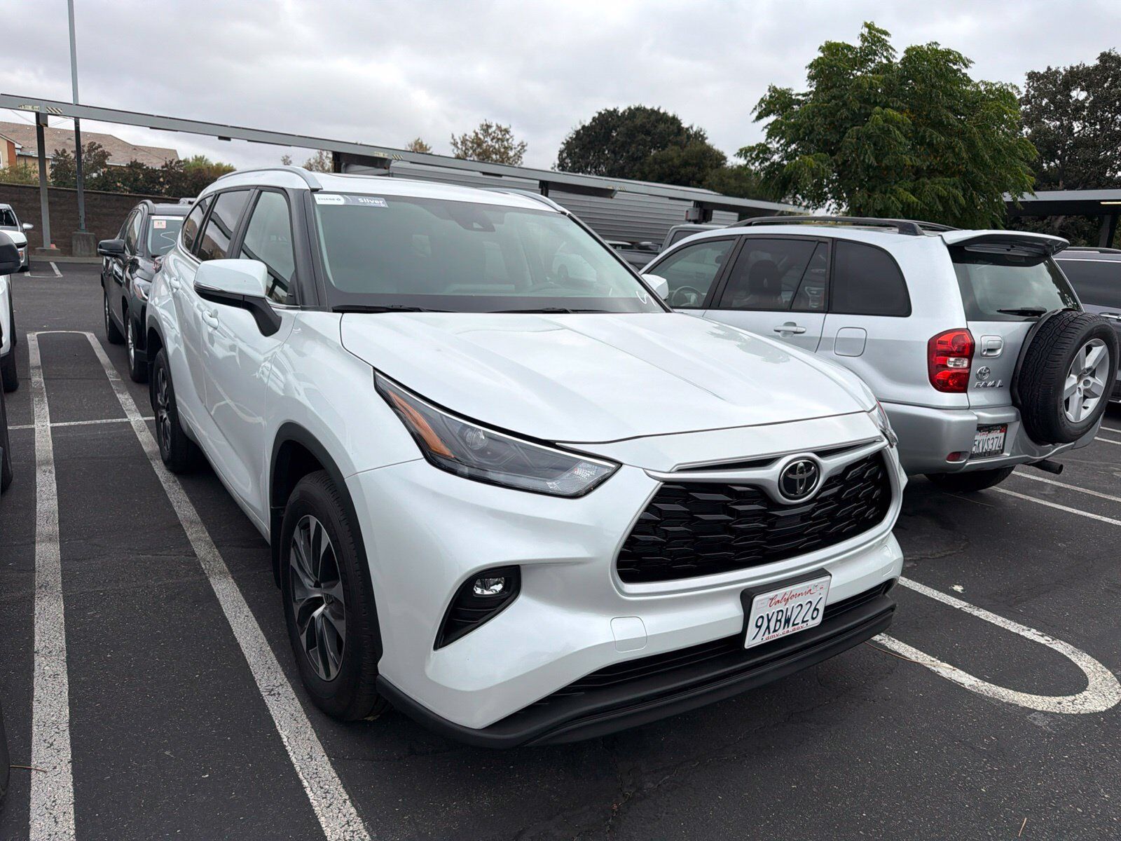 2026 TOYOTA Highlander