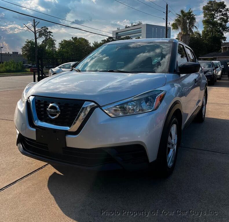 2020 NISSAN Kicks