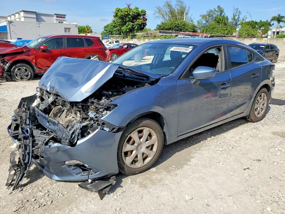 2015 MAZDA Mazda3