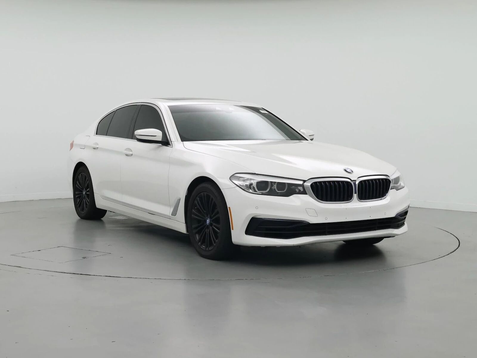 2019 BMW 530e