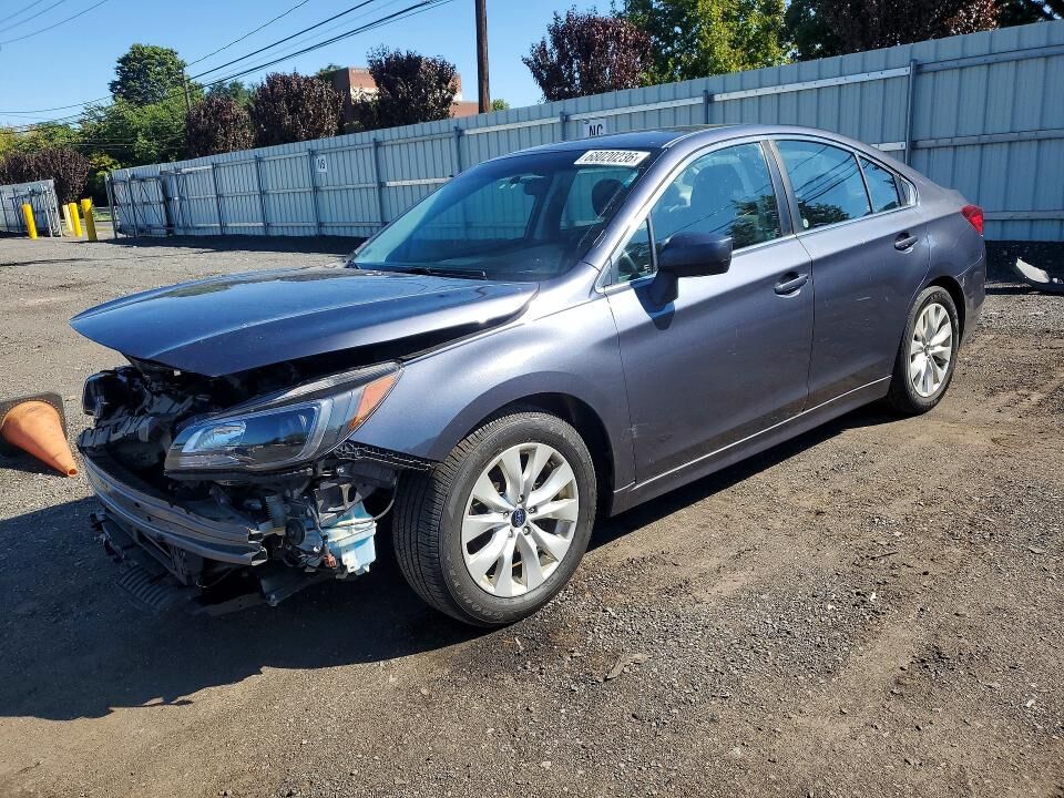 2016 SUBARU Legacy