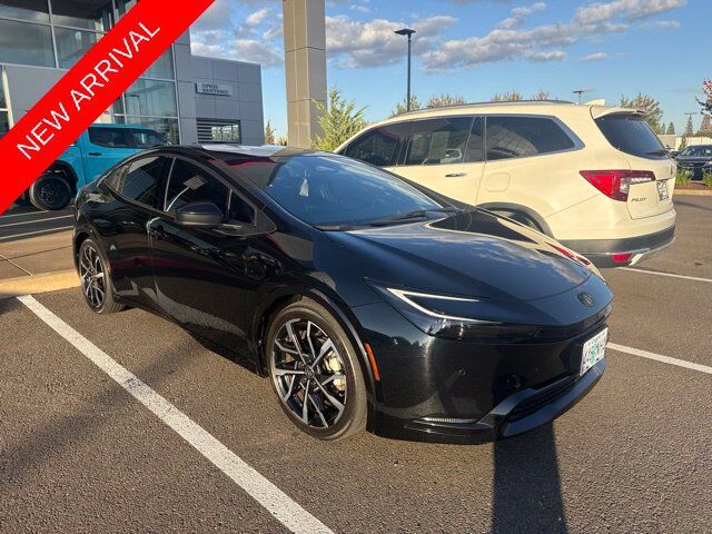 2023 TOYOTA PRIUS