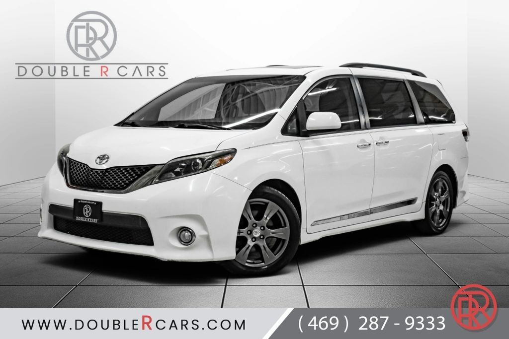 2017 TOYOTA Sienna