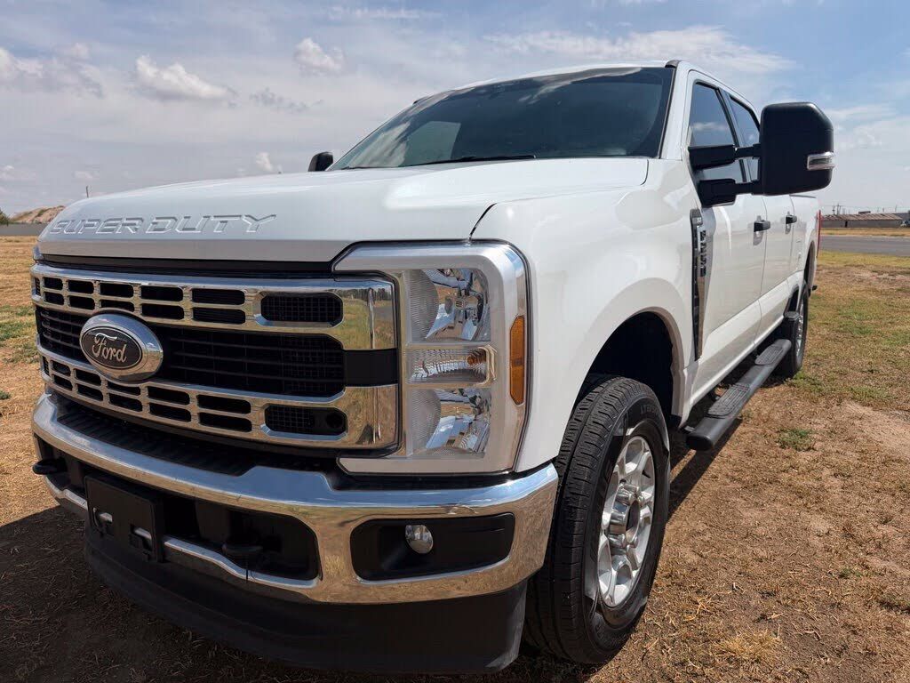 2025 FORD F-250