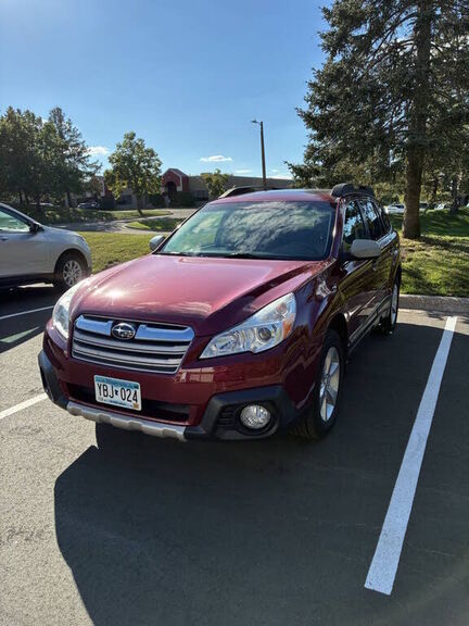 2013 SUBARU Outback