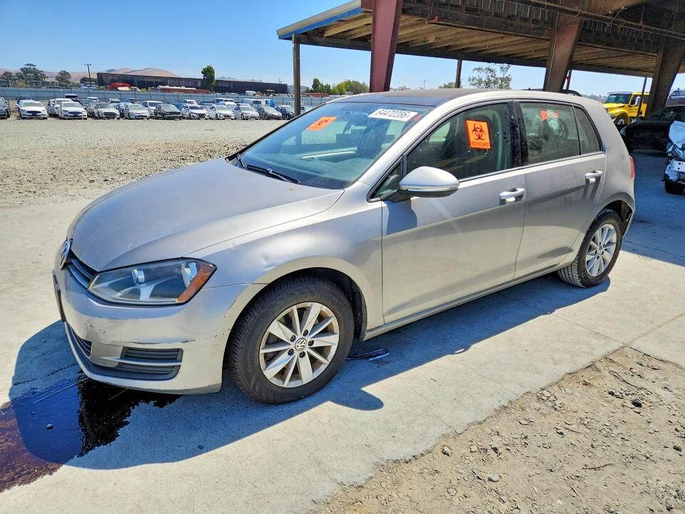 2016 VOLKSWAGEN Golf