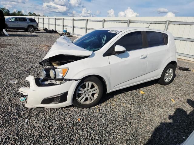 2015 CHEVROLET Sonic