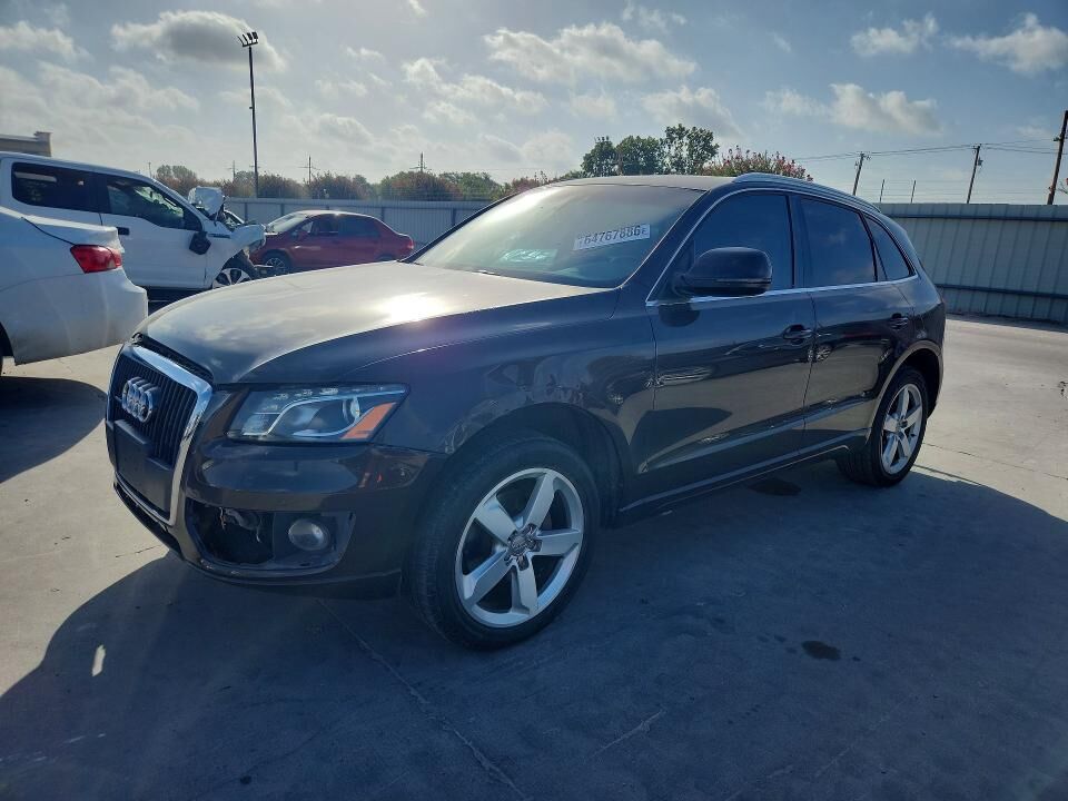 2011 AUDI Q5
