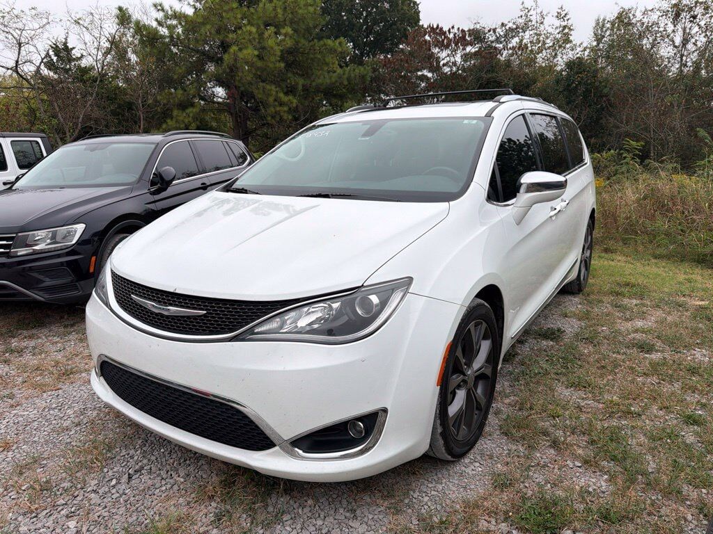 2017 CHRYSLER Pacifica