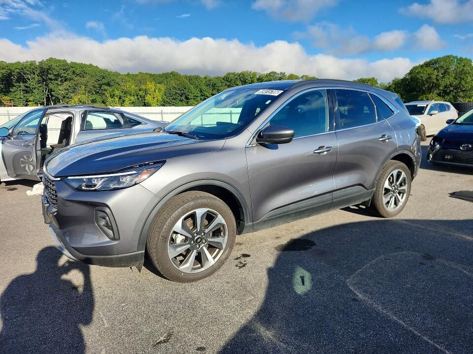 2025 FORD Escape