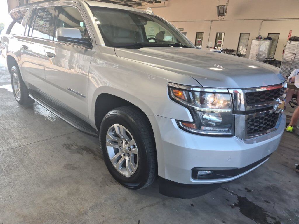 2020 CHEVROLET Suburban