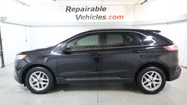 2022 FORD Edge