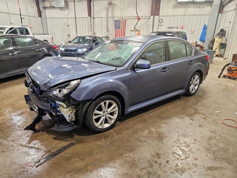 2014 SUBARU Legacy