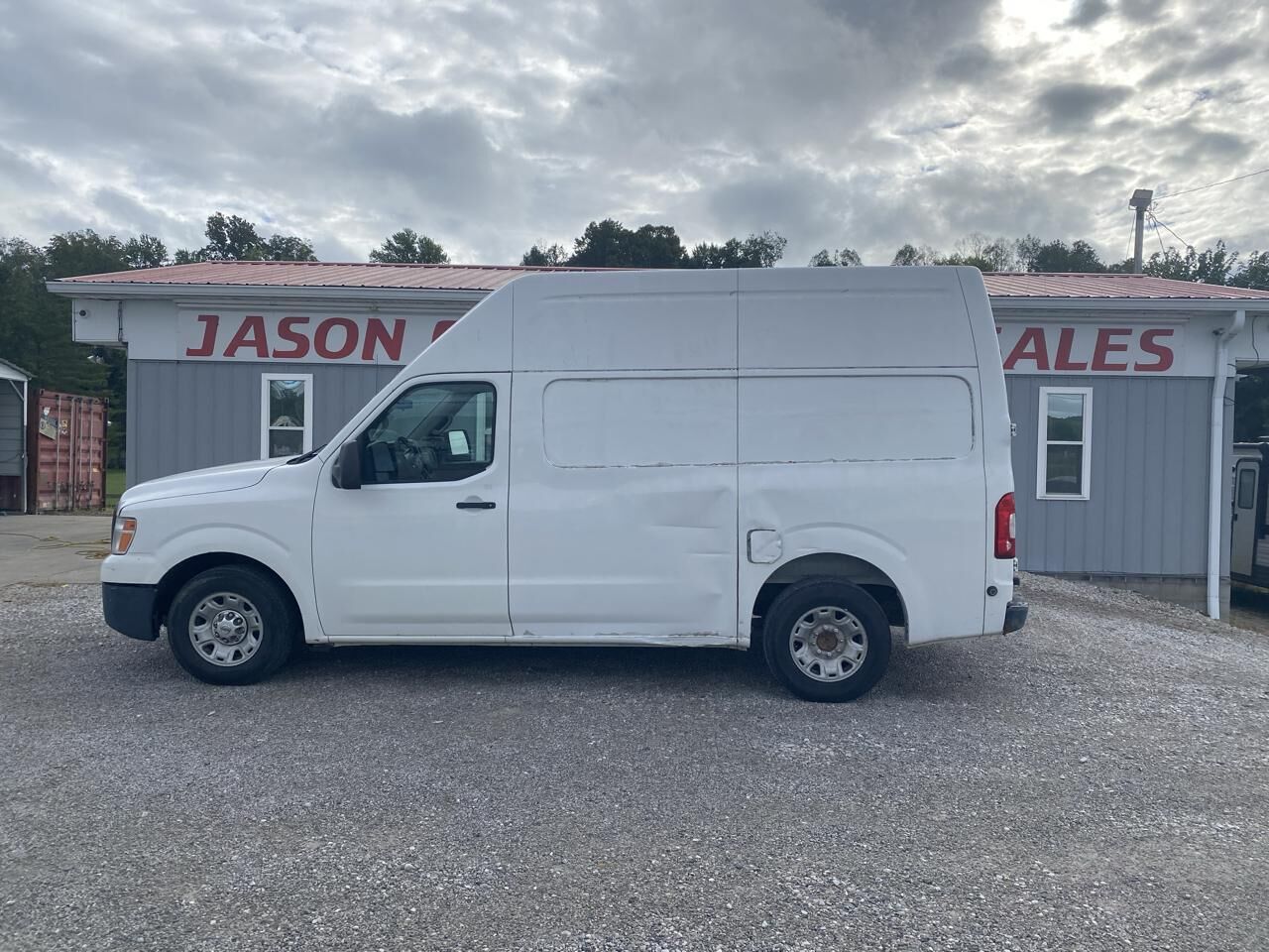 2012 NISSAN NV