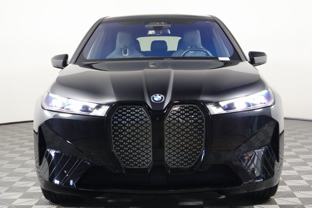 2024 BMW iX