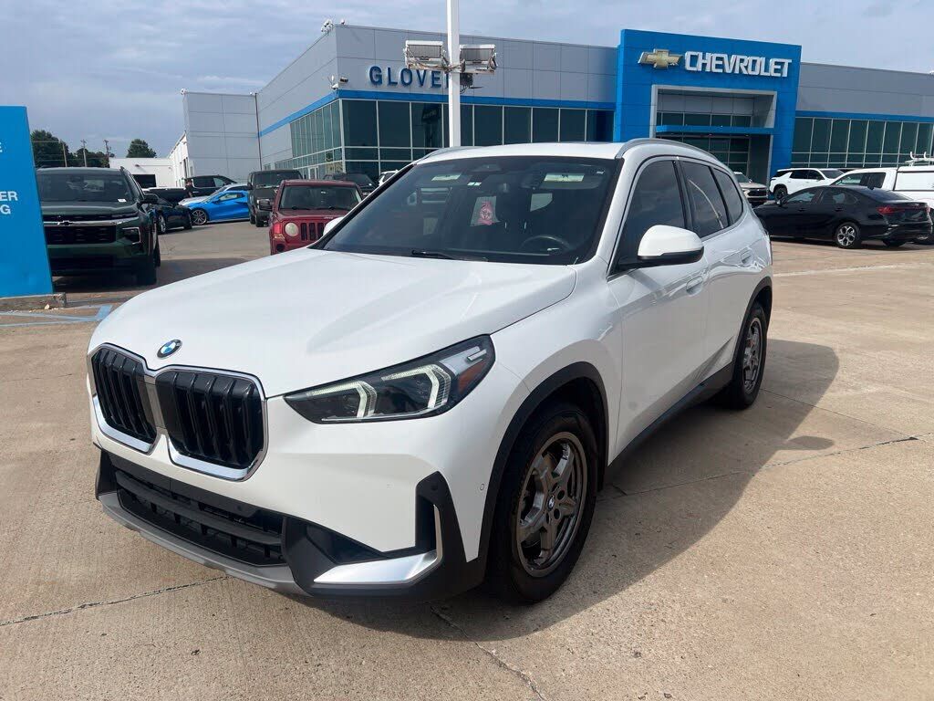 2023 BMW X1