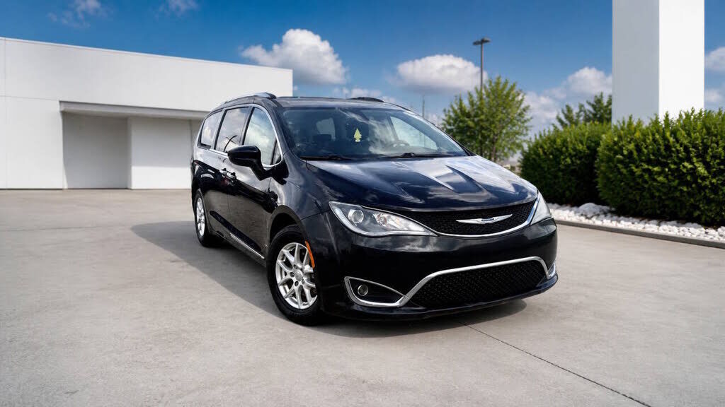 2020 CHRYSLER Pacifica