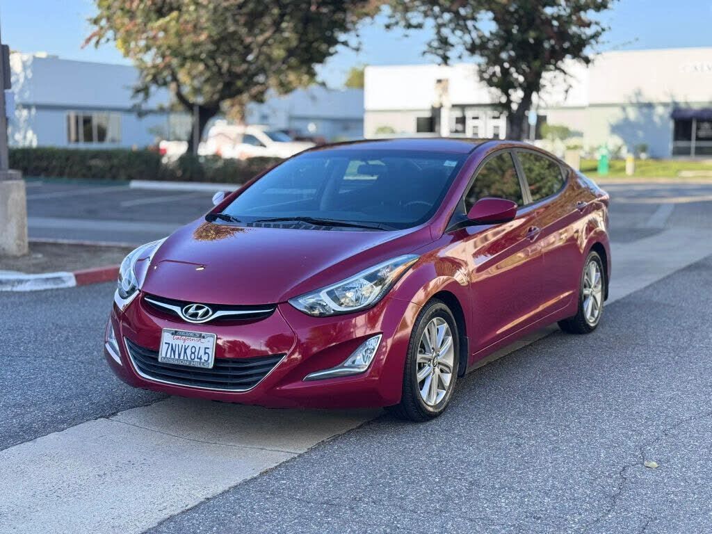 2016 HYUNDAI Elantra