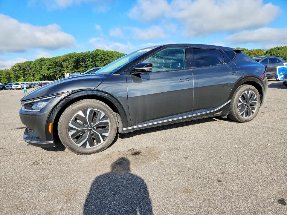 2024 KIA EV6