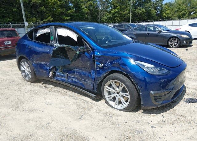 2021 TESLA Model Y