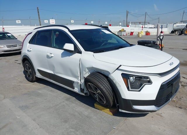 2023 KIA Niro
