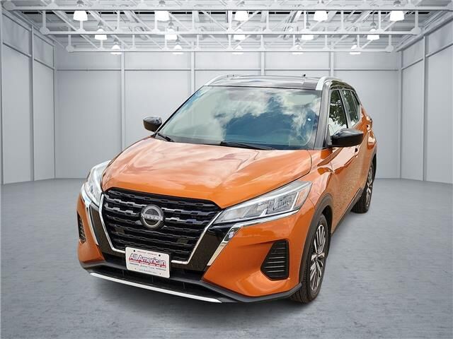 2023 NISSAN Kicks
