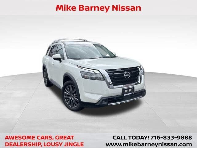 2022 NISSAN Pathfinder