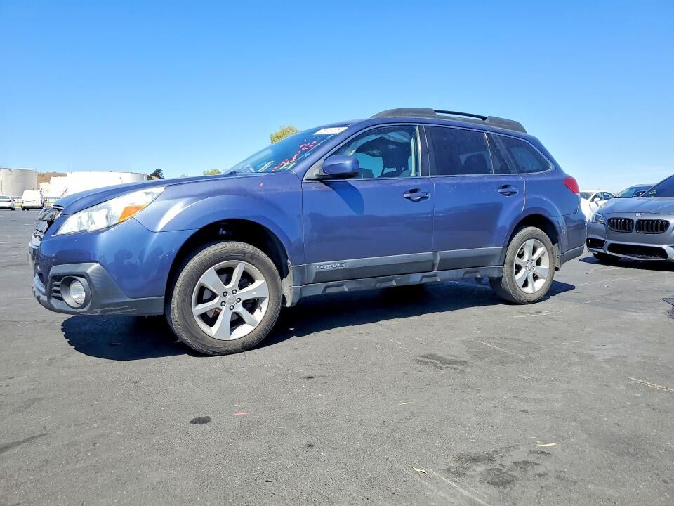 2014 SUBARU Outback