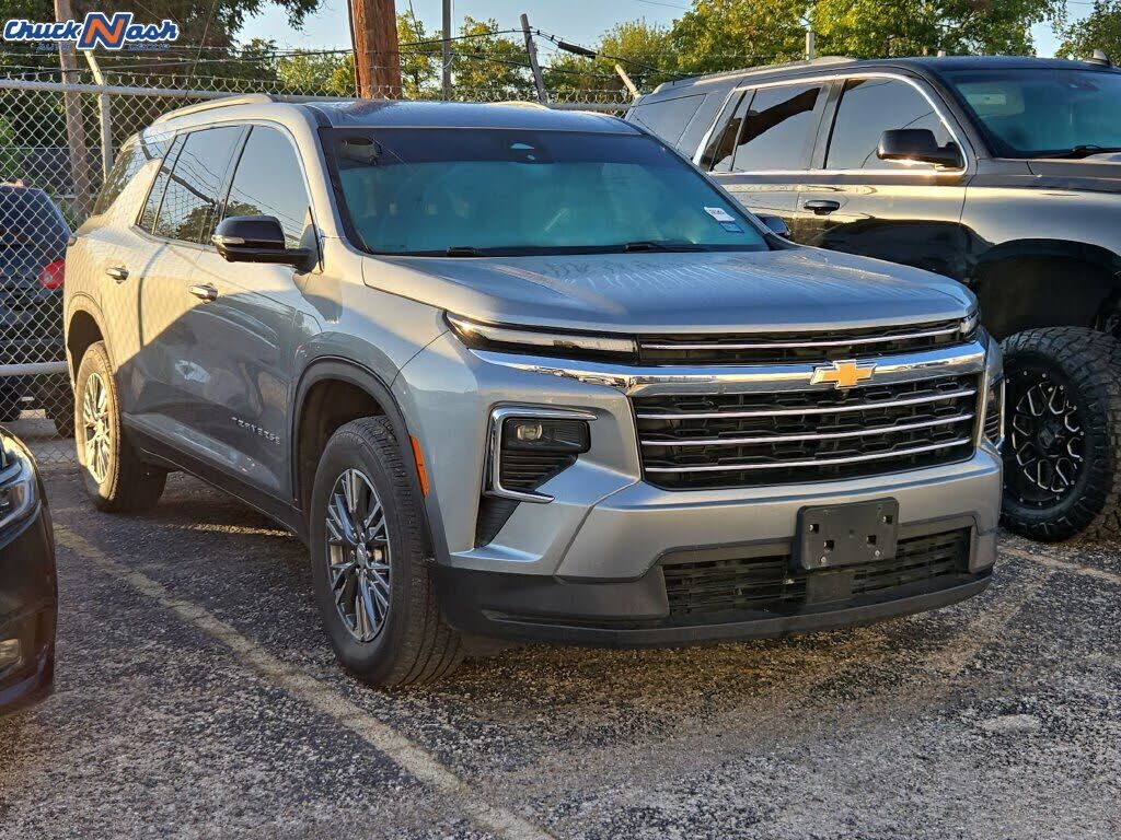 2024 CHEVROLET Traverse