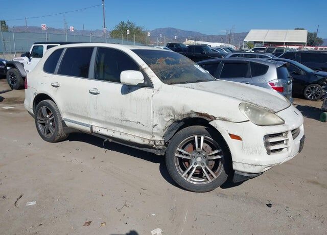 2010 PORSCHE Cayenne