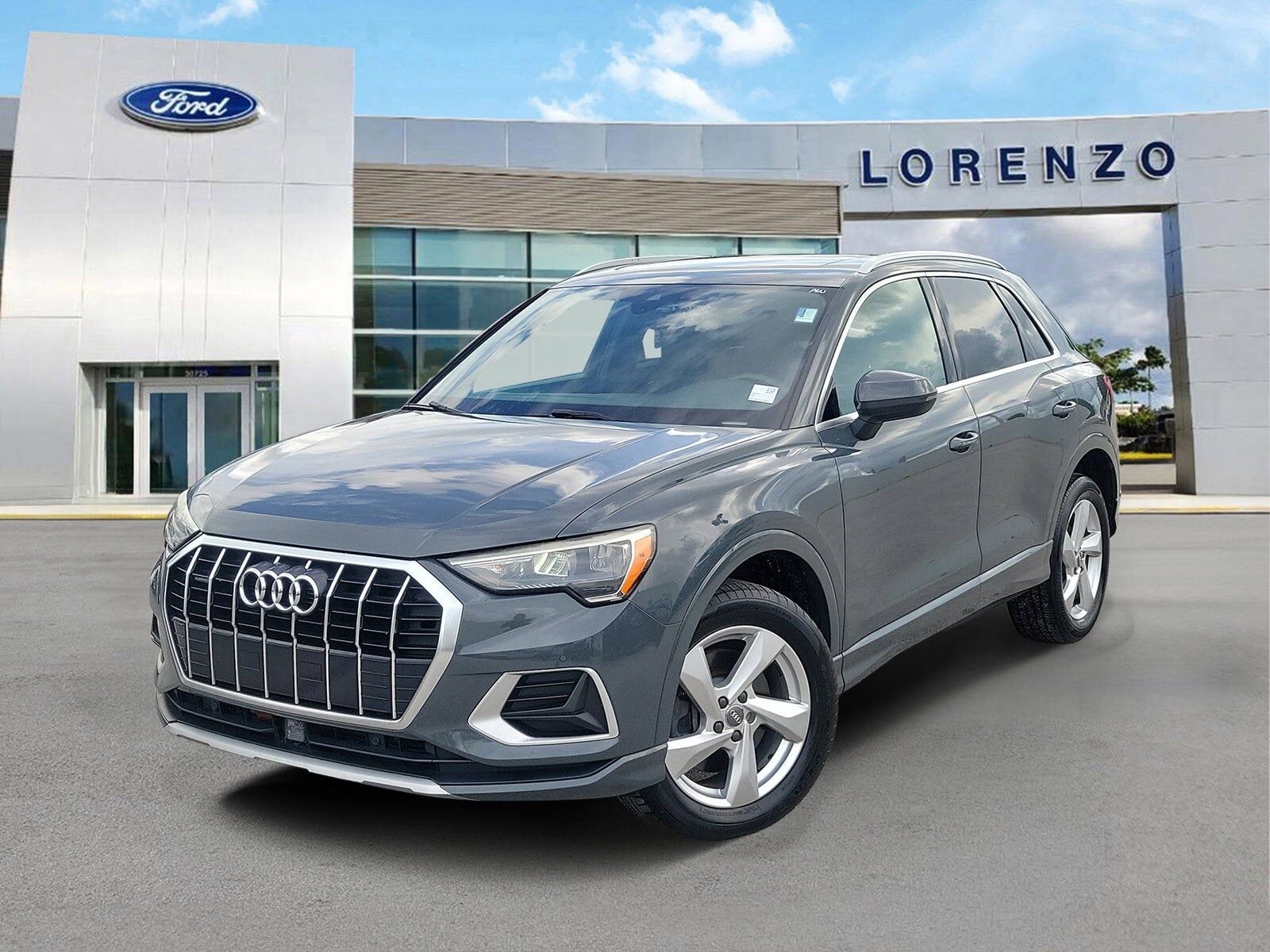 2019 AUDI Q3