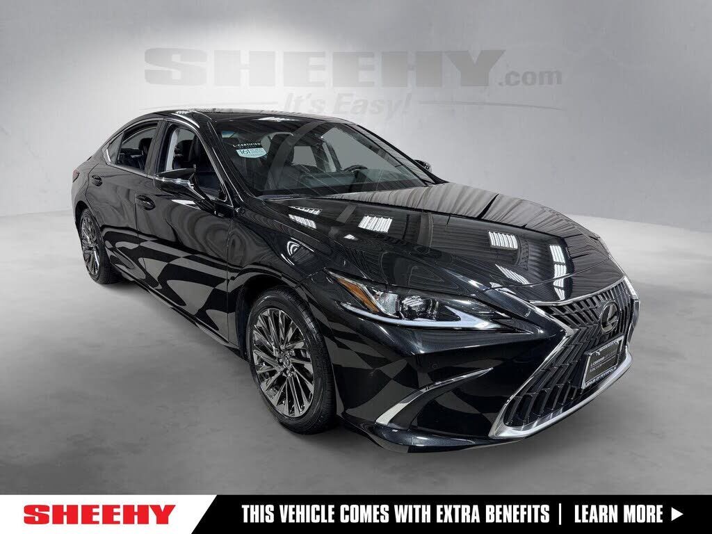 2024 LEXUS ES