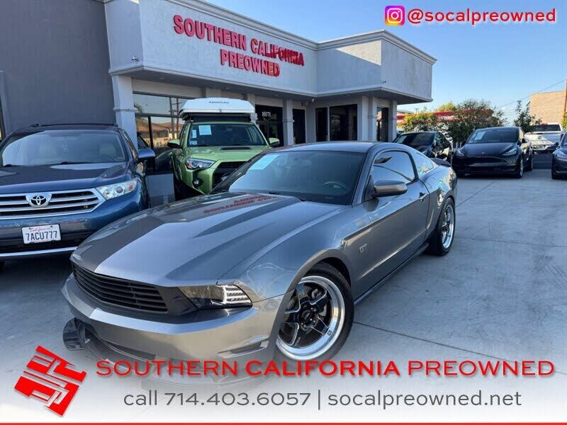 2010 FORD Mustang