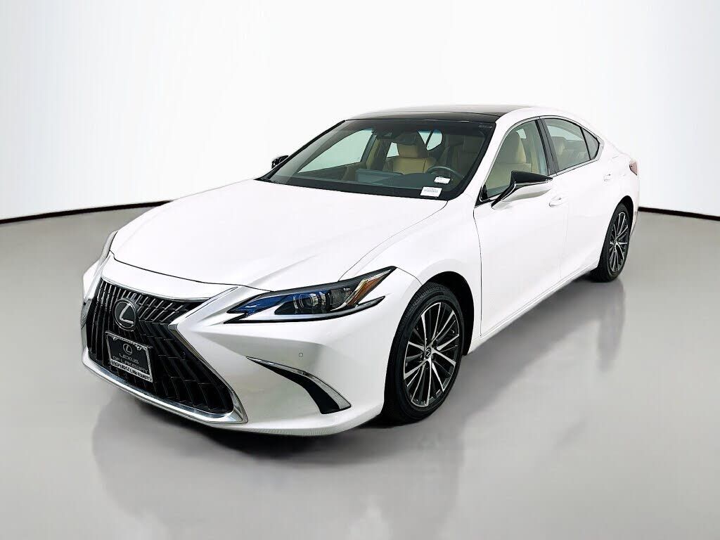 2022 LEXUS ES