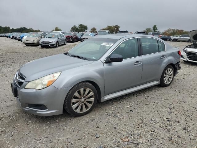 2011 SUBARU Legacy