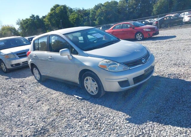 2011 NISSAN Versa